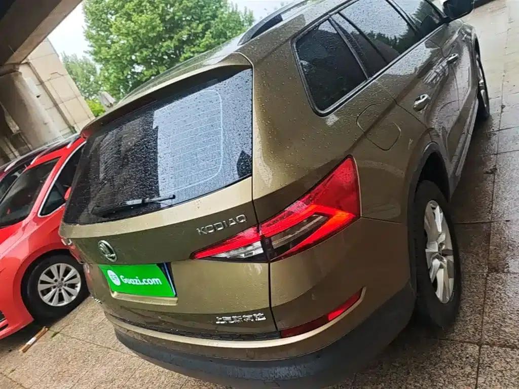 2017 Kodiaq TSI330 5-seater 2WD Comfort Edition — миниатюра 6