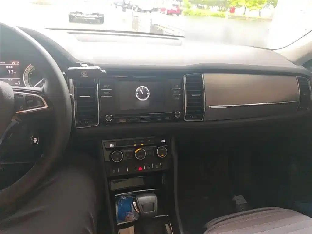 2017 Kodiaq TSI330 5-seater 2WD Comfort Edition — миниатюра 10
