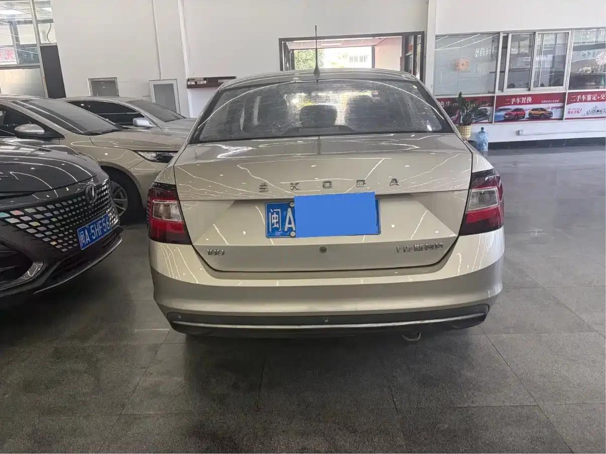 Rapid 2018 1.6L Automatic Comfort Edition — миниатюра 7