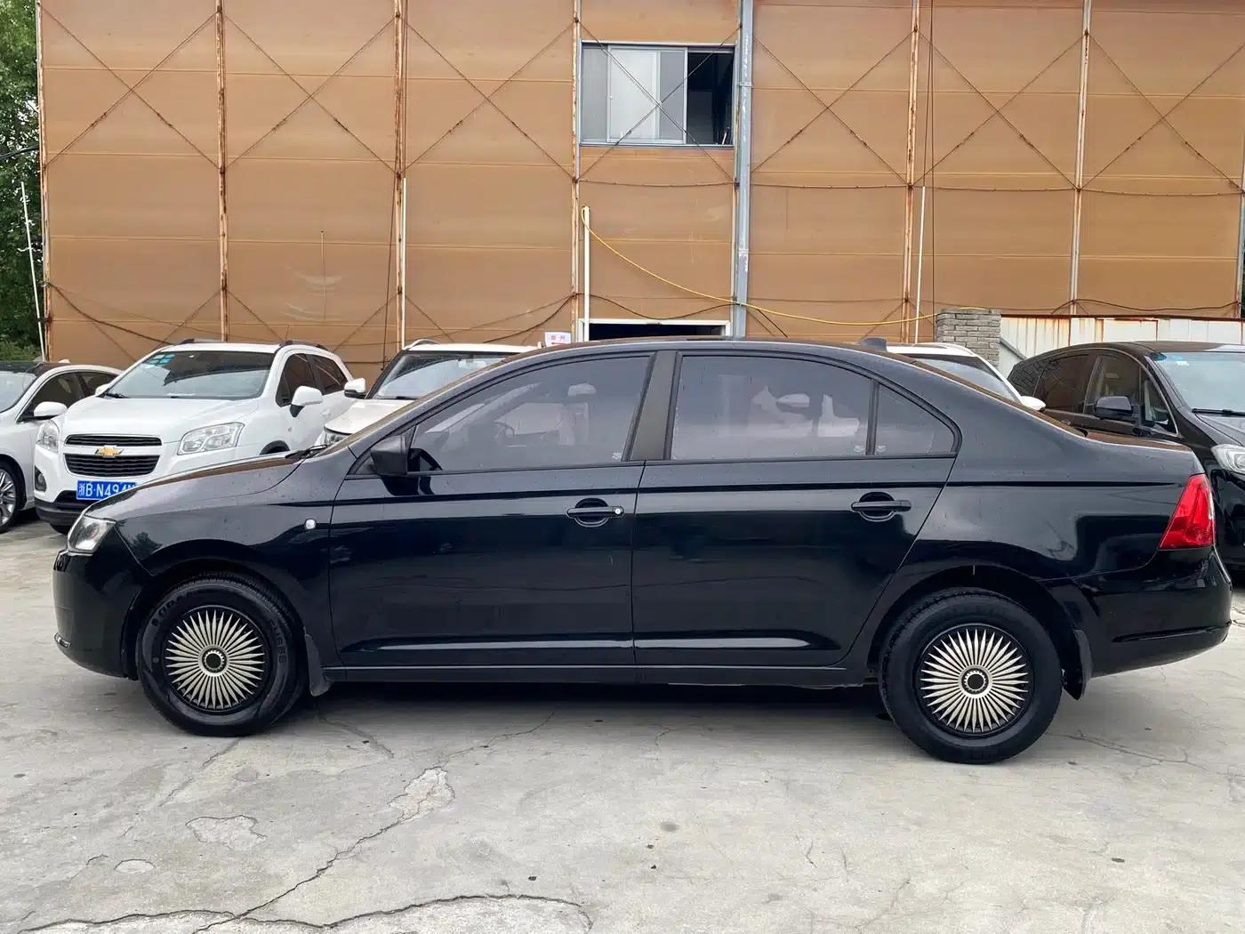 Rapid 2013 1.6L Manual Comfortline — миниатюра 9