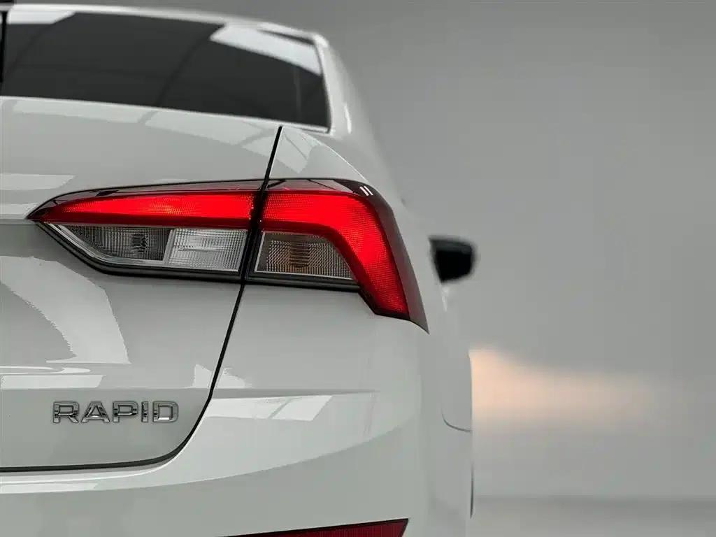 Rapid 2020 1.5L Automatic Comfort Edition — миниатюра 14