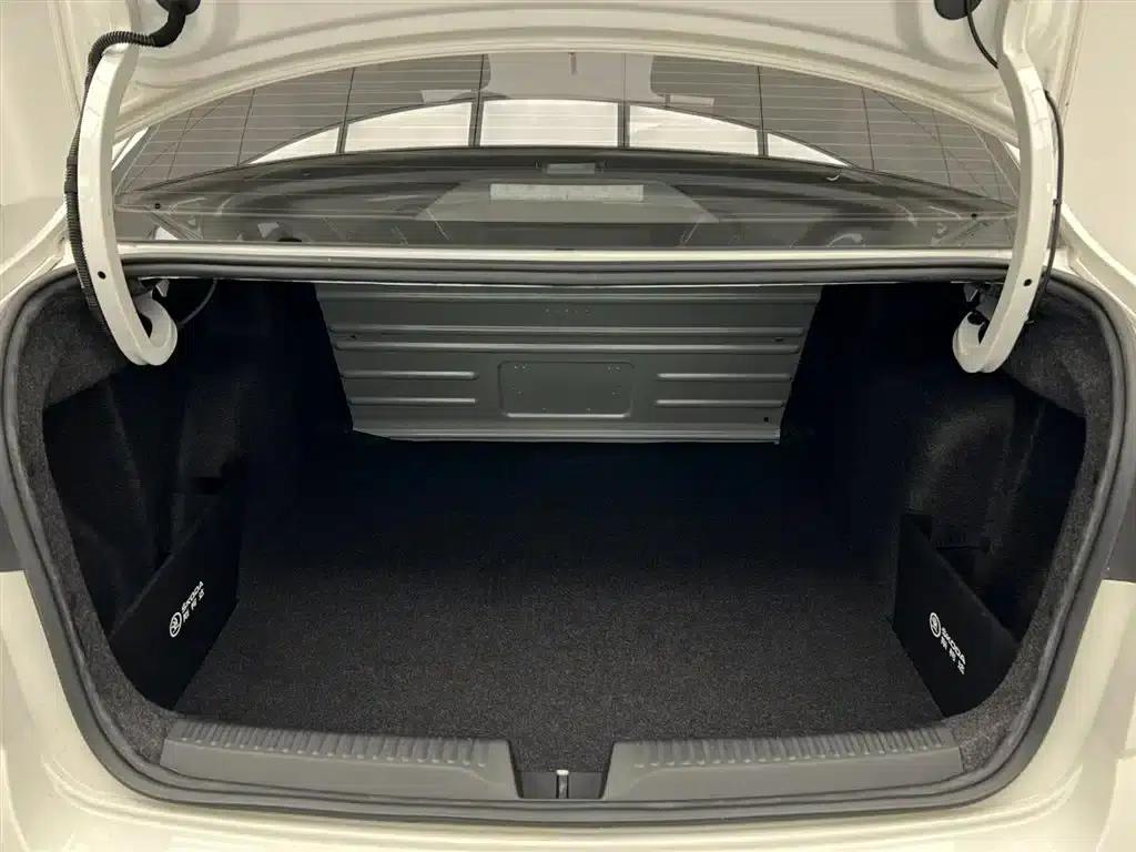 Rapid 2020 1.5L Automatic Comfort Edition — миниатюра 15
