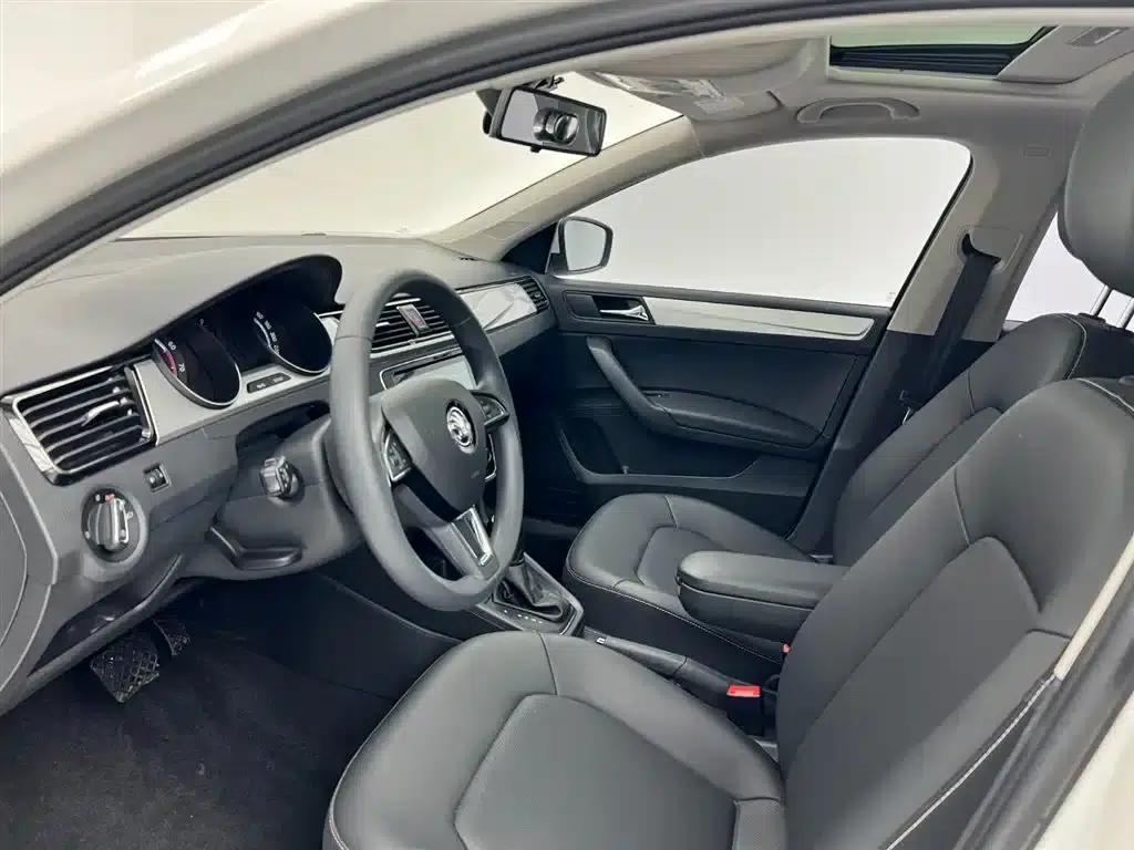 Rapid 2020 1.5L Automatic Comfort Edition — миниатюра 16