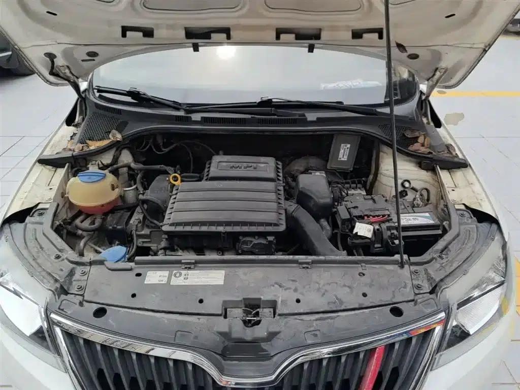 Rapid 2016 1.6L Manual Comfort Edition — миниатюра 20
