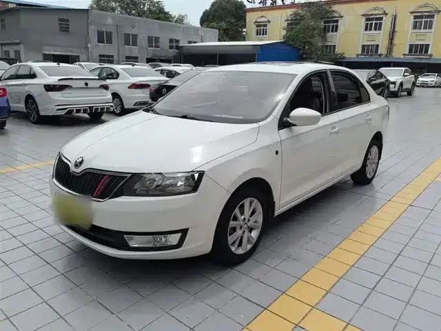 Rapid 2016 1.6L Manual Comfort Edition