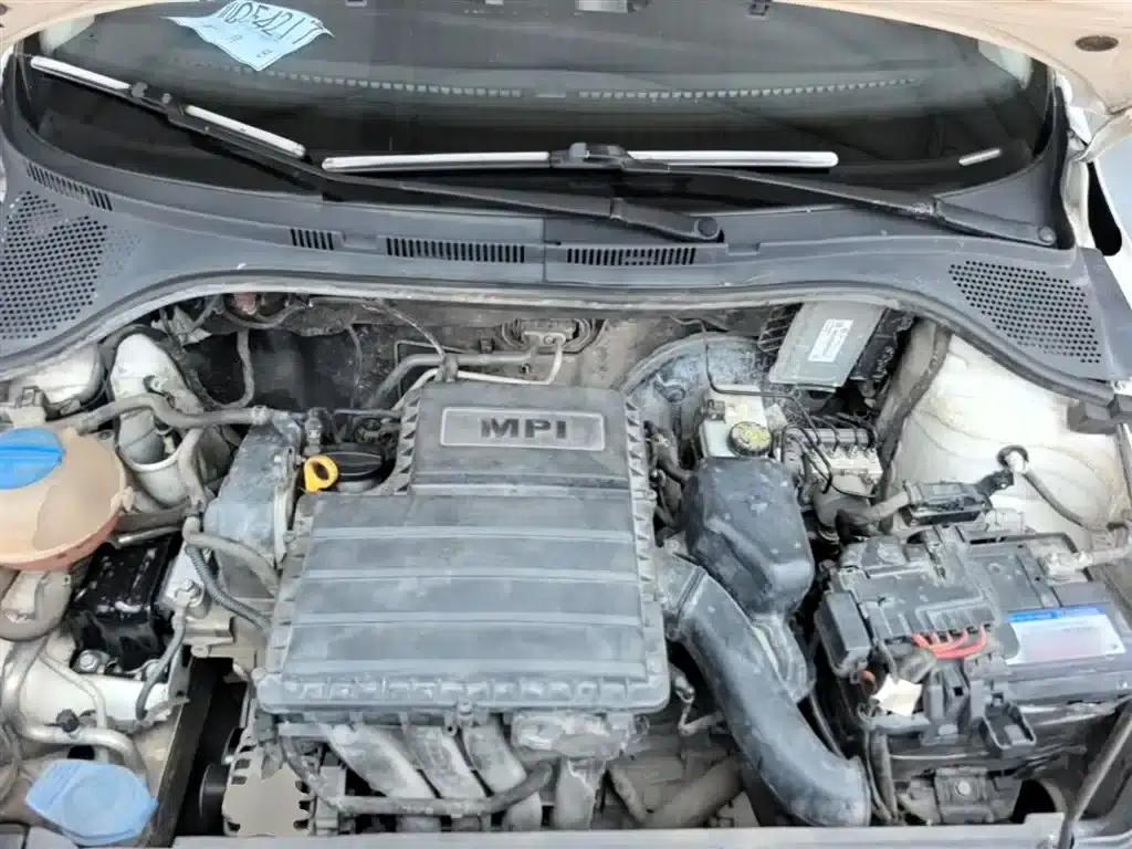 Rapid 2016 1.6L Automatic Comfort Edition — миниатюра 20
