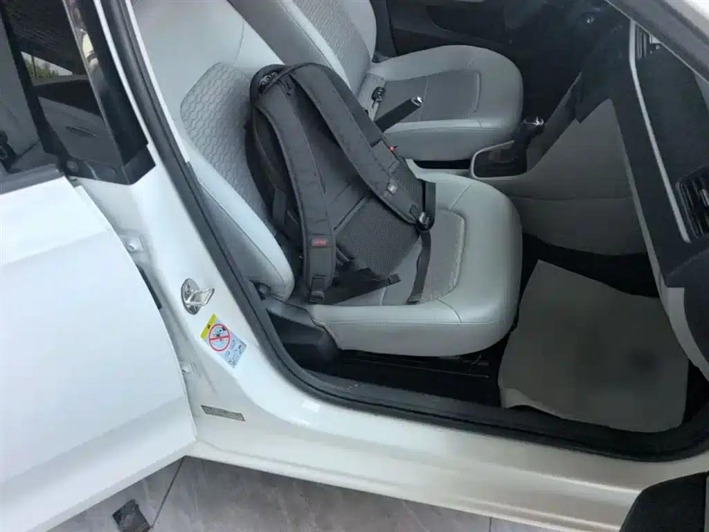 Rapid 2016 1.6L Automatic Comfort Edition — миниатюра 25