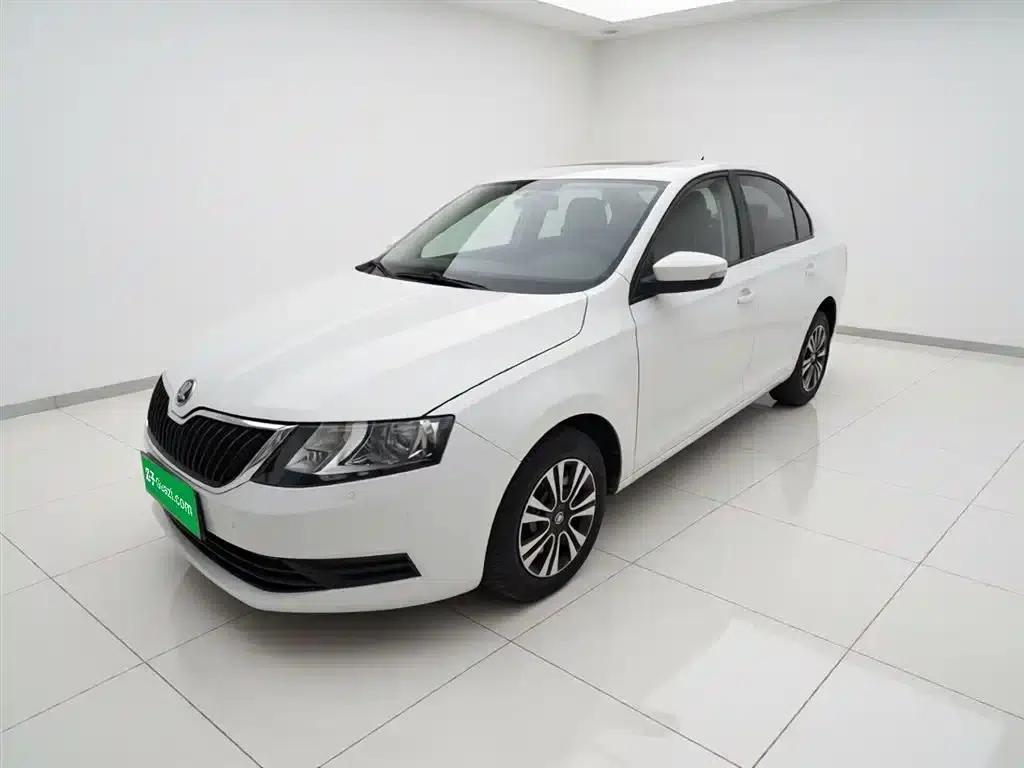Rapid 2018 1.6L Manual Standard Edition — миниатюра 2
