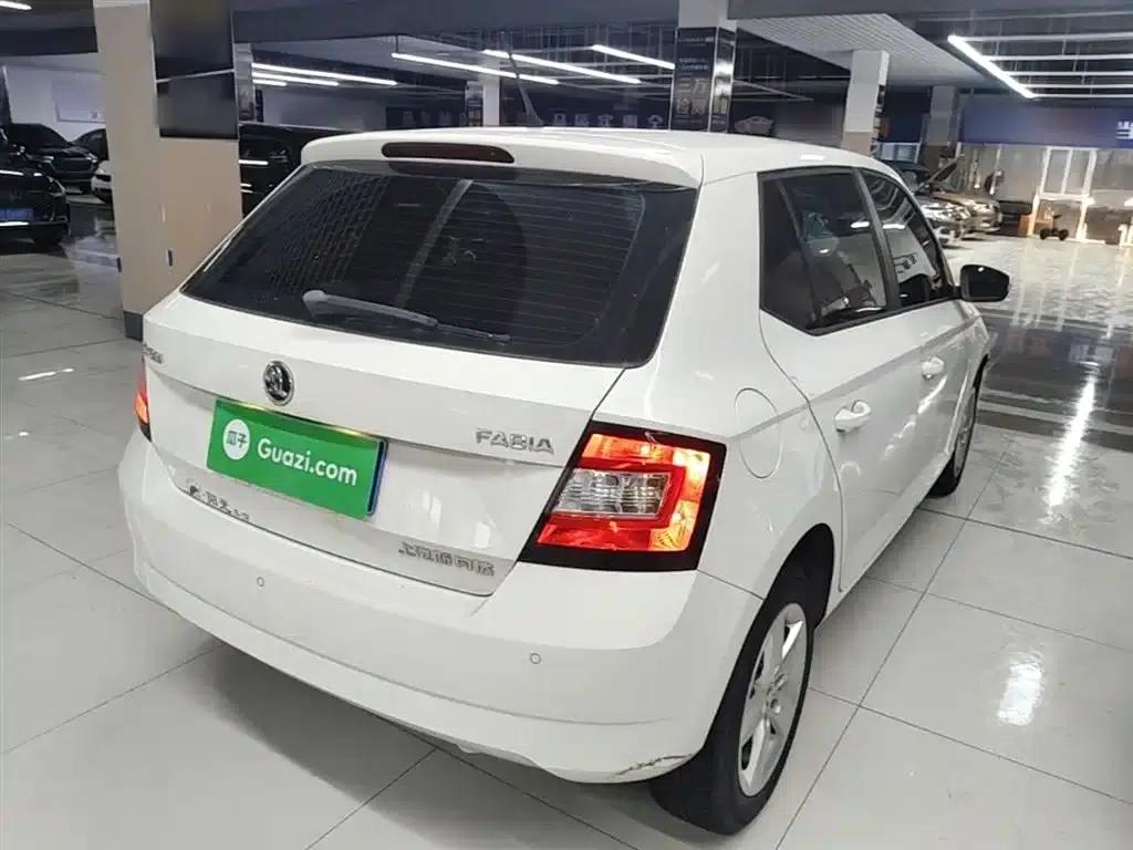 Fabia 2017 1.4L Automatic Enjoy Edition — миниатюра 7