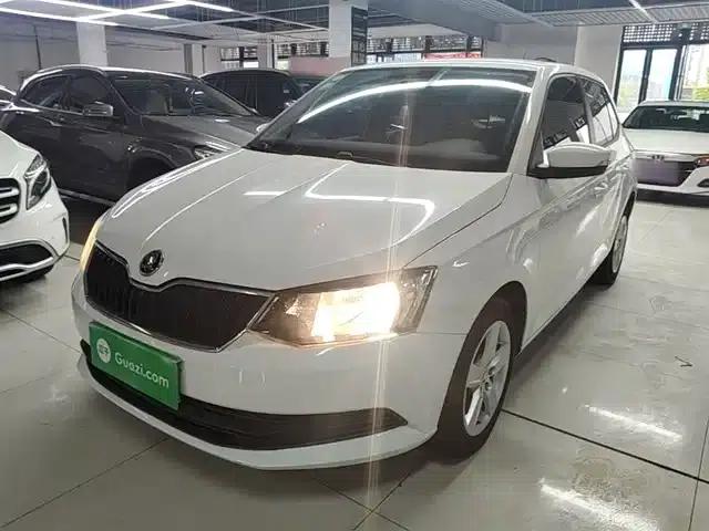 Fabia 2017 1.4L Automatic Enjoy Edition
