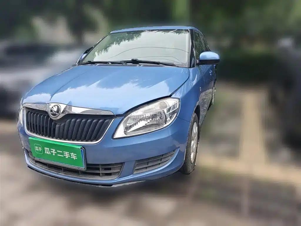 Fabia 2014 1.4L Manual Crystal Edition — миниатюра 1