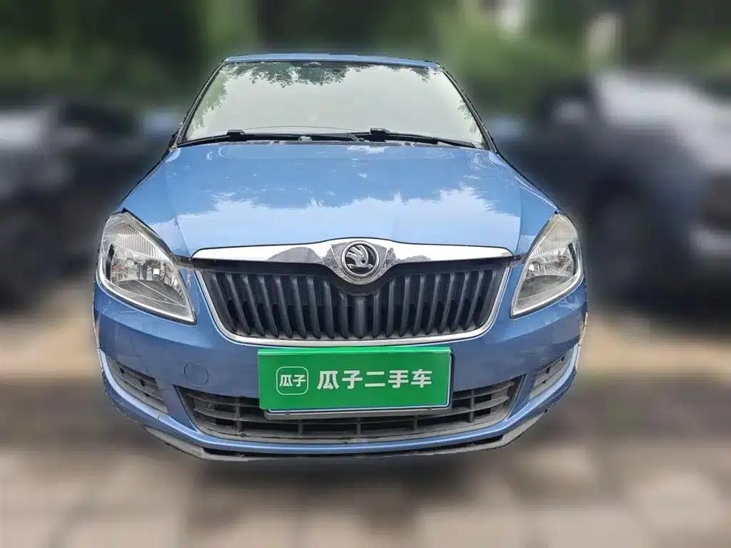 Fabia 2014 1.4L Manual Crystal Edition — миниатюра 3