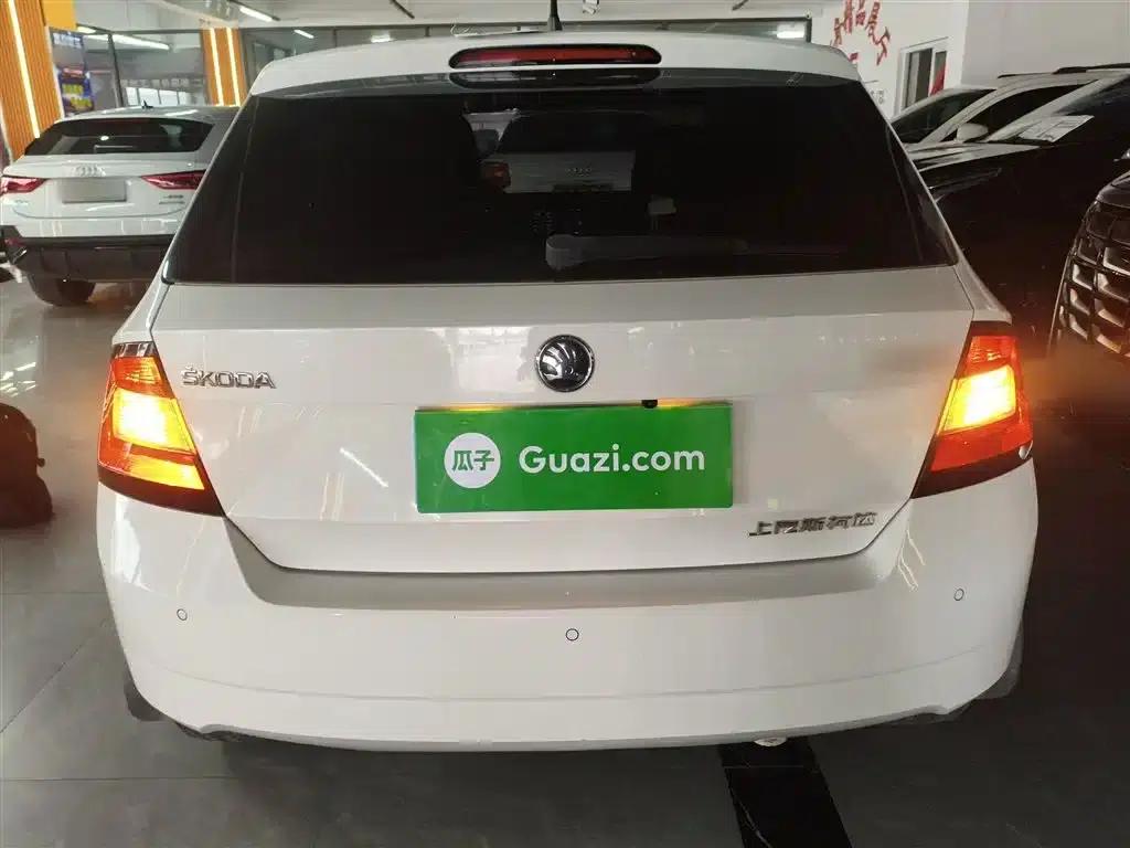Fabia 2017 1.4L Automatic Enjoy Edition — миниатюра 4