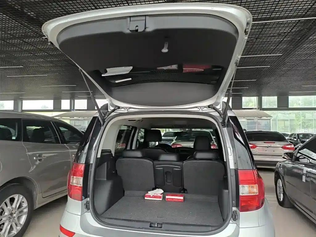 Yeti 2014 1.4TSI DSG Explorer Edition — миниатюра 19