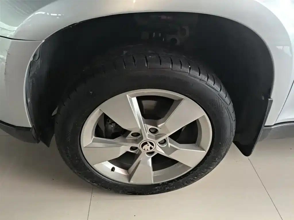 Yeti 2014 1.4TSI DSG Explorer Edition — миниатюра 23