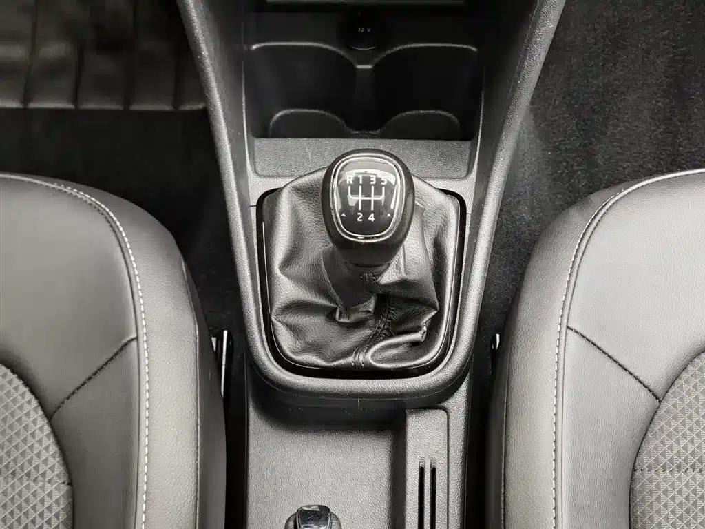 Rapid Spaceback 2016 Facelift 1.6L Manual Comfort Edition — миниатюра 13