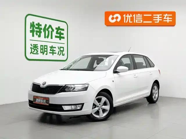 Rapid Spaceback 2016 Facelift 1.6L Manual Comfort Edition