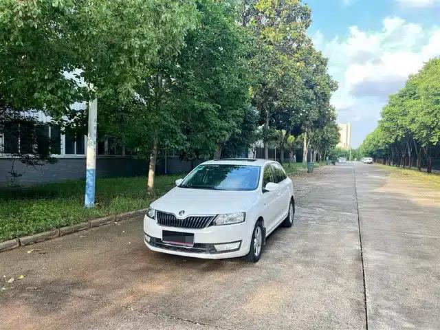 Rapid Spaceback 2016 Facelift 1.6L Automatic Comfortline