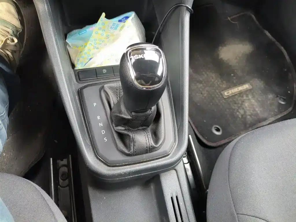 Rapid 2020 1.5L Automatic Standard Edition — миниатюра 11