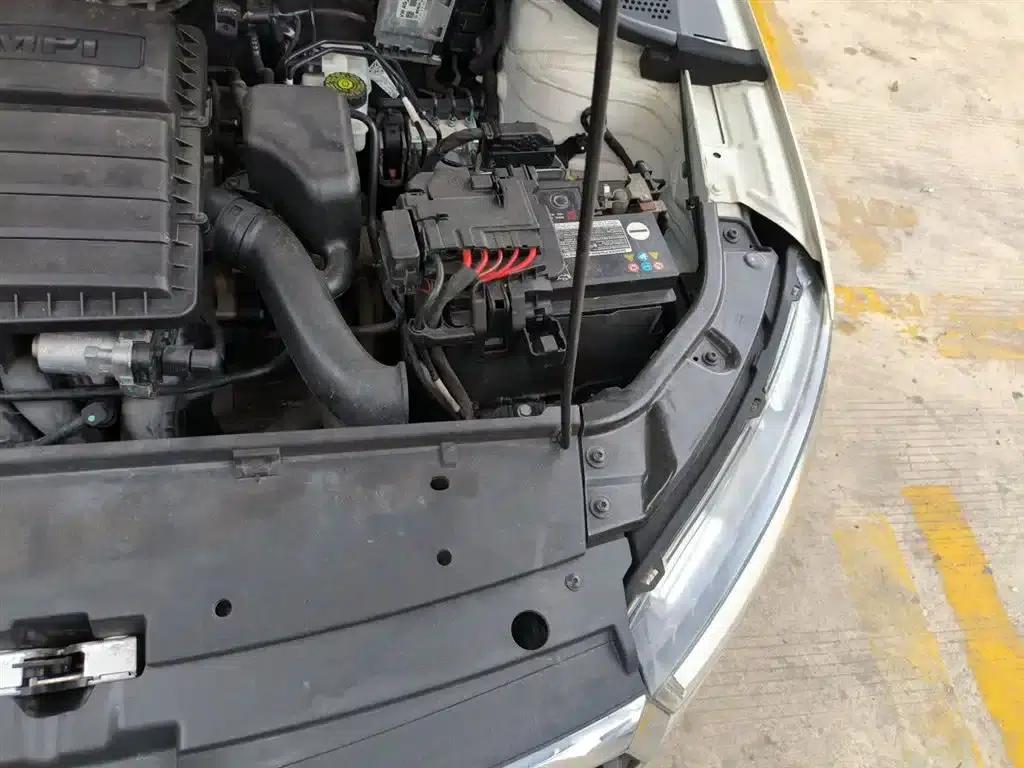 Rapid 2020 1.5L Automatic Standard Edition — миниатюра 24