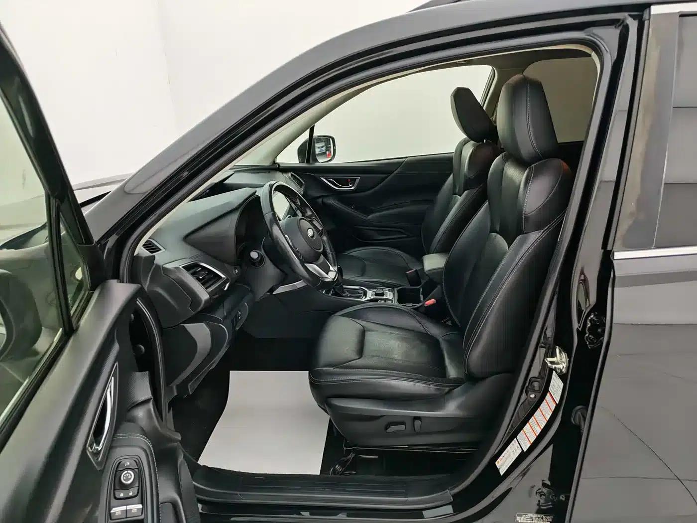 Forester 2019 2.0i Luxury Edition — миниатюра 14