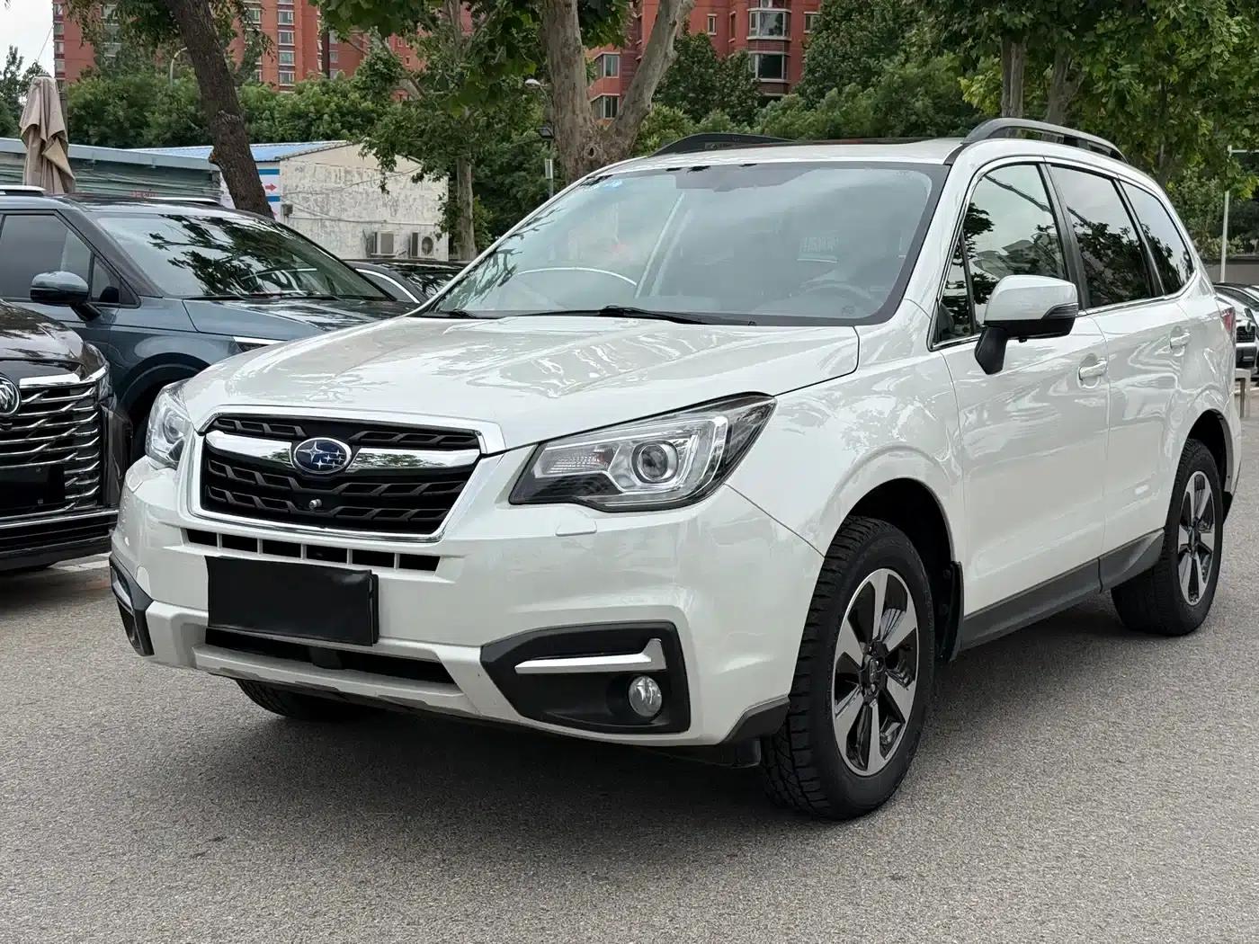 Forester 2016 2.5i Luxury Navigation Edition — миниатюра 1