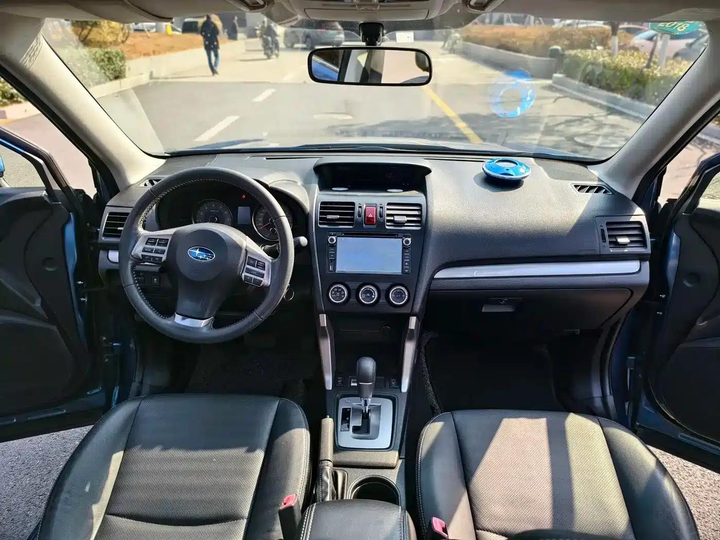 Forester 2014 2.0i Automatic Luxury Edition — миниатюра 14