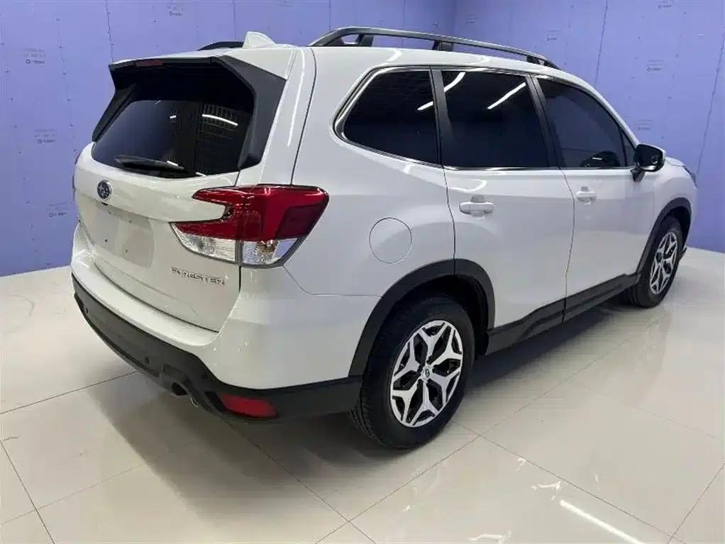 Forester 2022 2.0i AWD Luxury Edition EyeSight — миниатюра 4