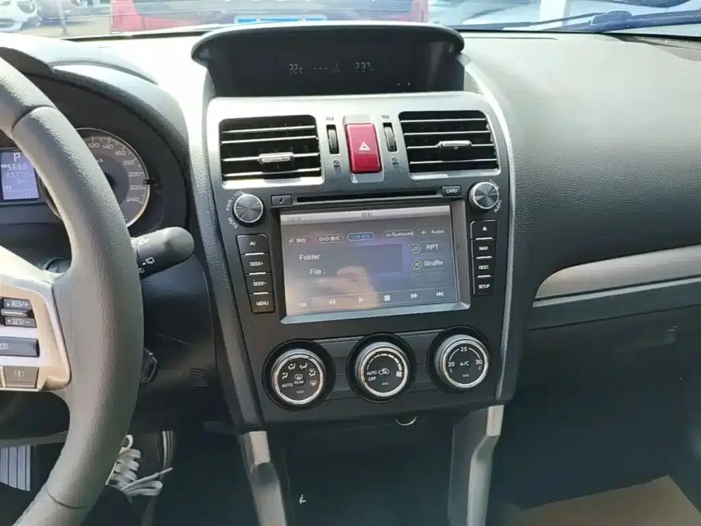 Forester 2013 2.0i Automatic Luxury Edition — миниатюра 9