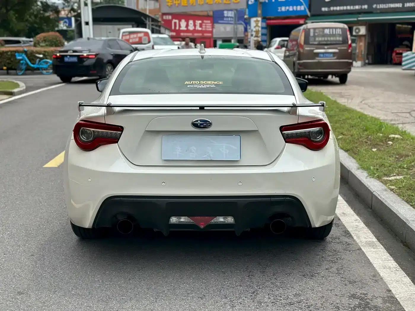 2017 Subaru BRZ 2.0i Manual Type-RS — миниатюра 8