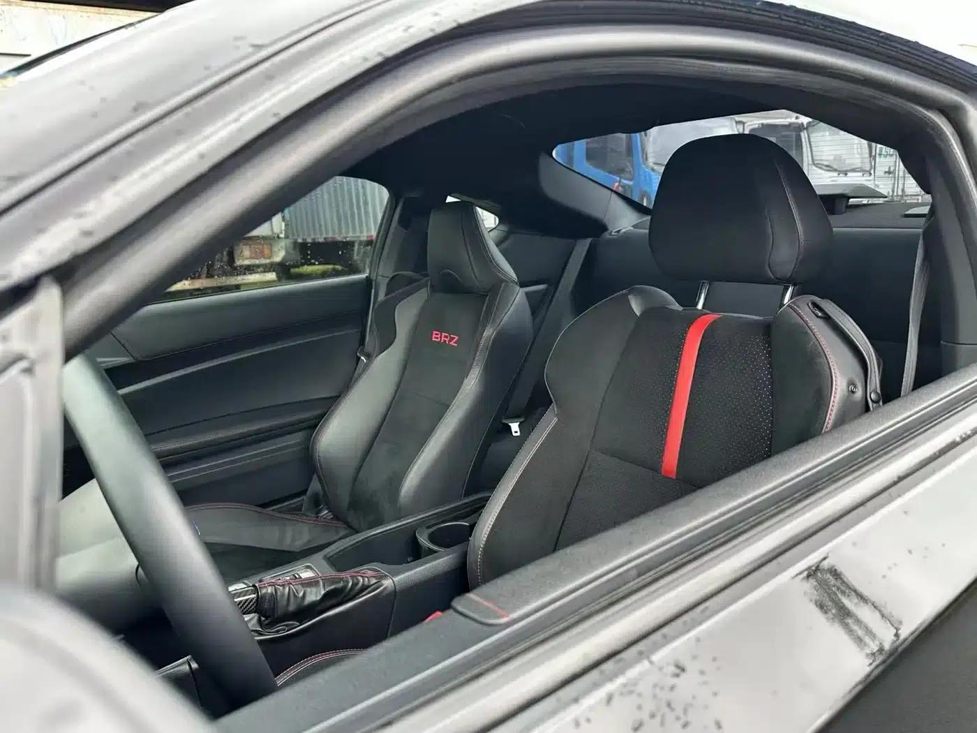 Subaru BRZ 2015 2.0i Manual — миниатюра 6