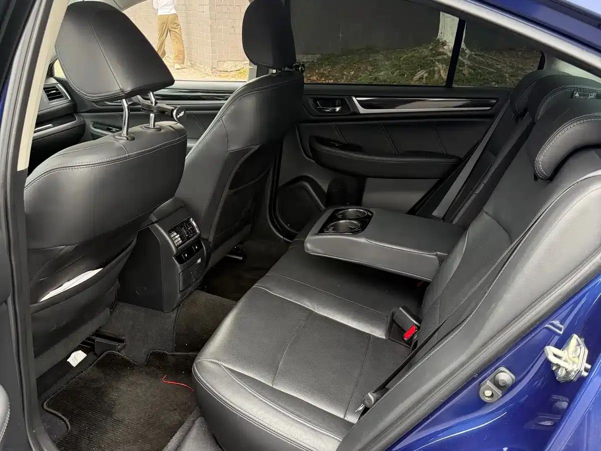 Legacy 2017 2.5i AWD Glory Edition — миниатюра 13