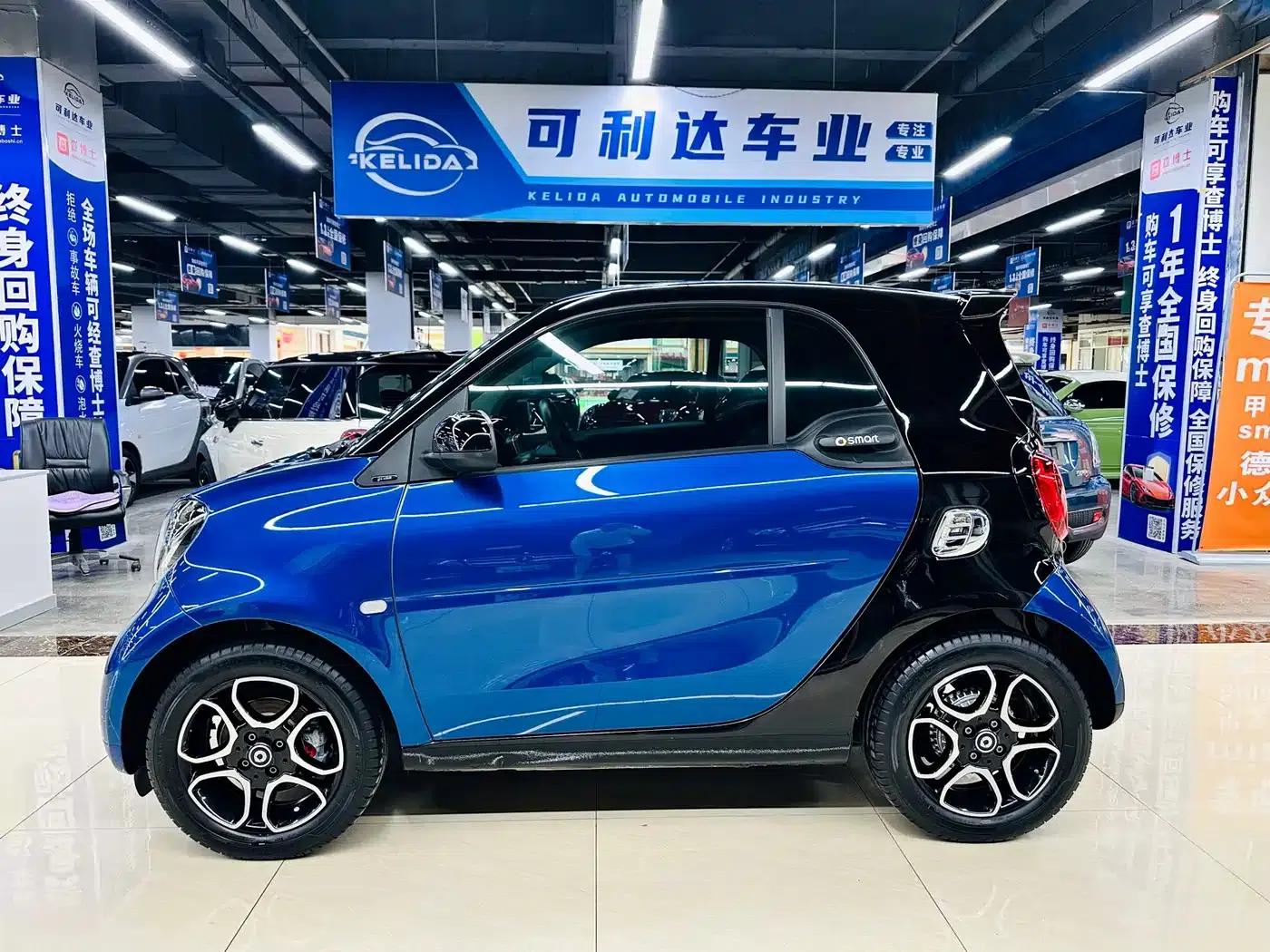 2018 Smart Fortwo 0.9T 66kW Hardtop Pioneer Edition (National V Emission Standard) — миниатюра 2