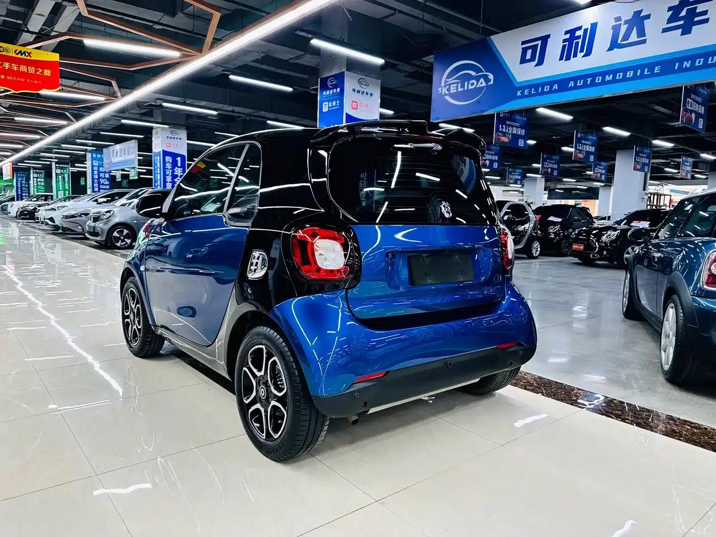 2018 Smart Fortwo 0.9T 66kW Hardtop Pioneer Edition (National V Emission Standard) — миниатюра 3