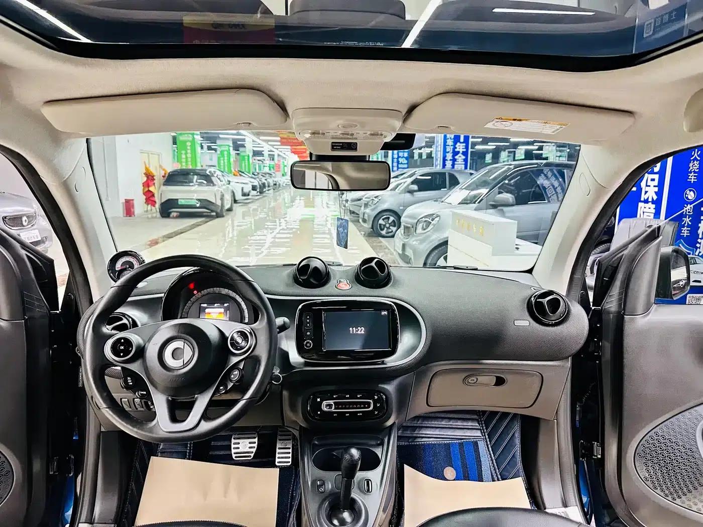 2018 Smart Fortwo 0.9T 66kW Hardtop Pioneer Edition (National V Emission Standard) — миниатюра 22
