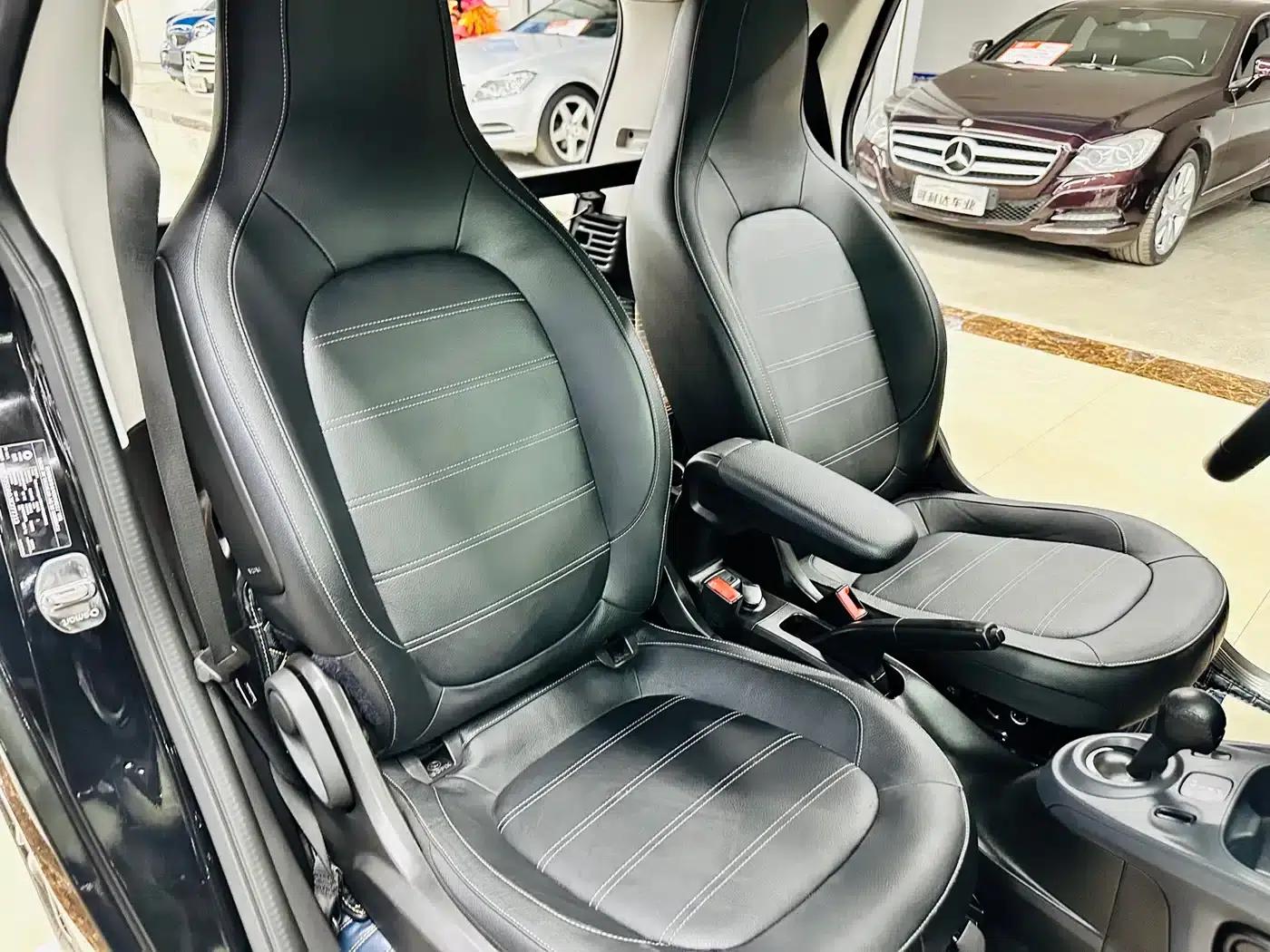 2018 Smart Fortwo 0.9T 66kW Hardtop Pioneer Edition (National V Emission Standard) — миниатюра 28