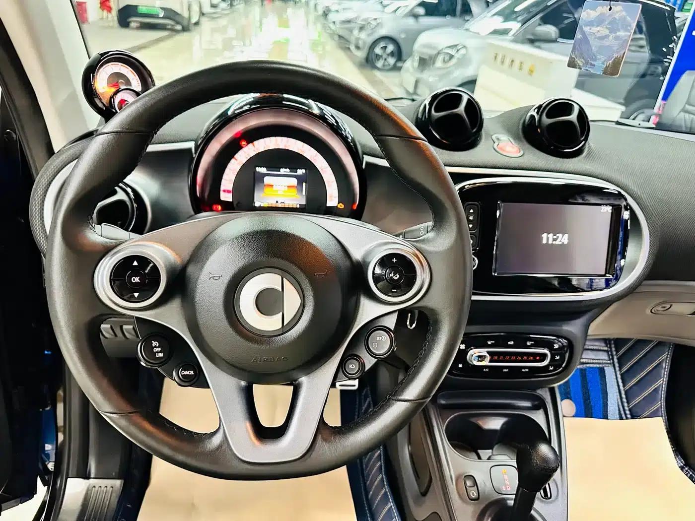 2018 Smart Fortwo 0.9T 66kW Hardtop Pioneer Edition (National V Emission Standard) — миниатюра 41