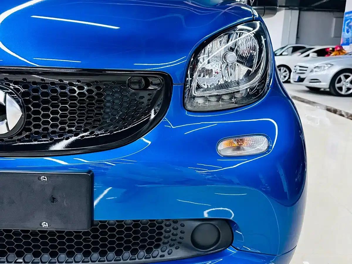 2018 Smart Fortwo 0.9T 66kW Hardtop Pioneer Edition (National V Emission Standard) — миниатюра 9