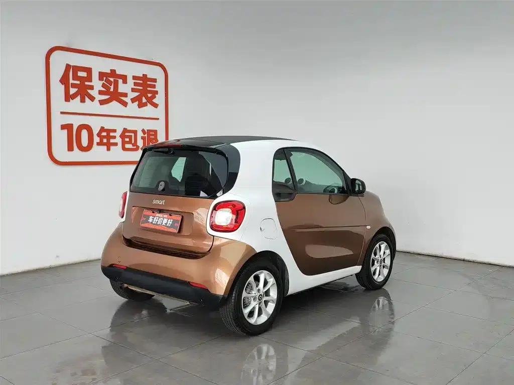 2015 Smart Fortwo 1.0L 52kW Hardtop Dynamic Edition — миниатюра 2