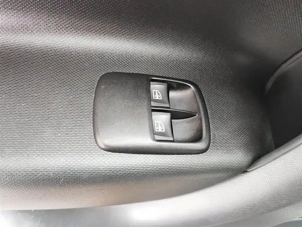 2015 Smart Fortwo 1.0L 52kW Hardtop Dynamic Edition — миниатюра 9