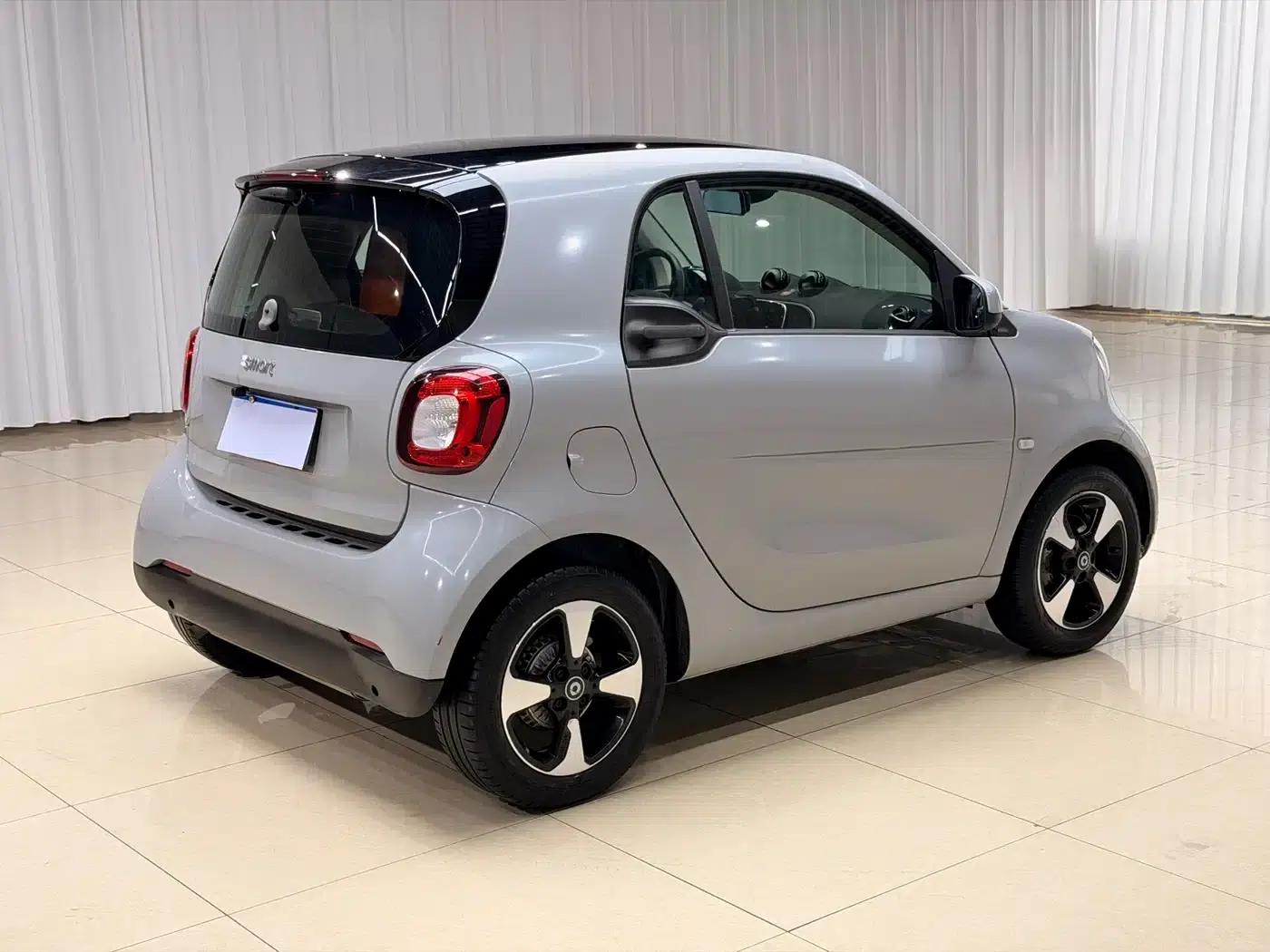 2018 Smart Fortwo 1.0L 52kW Hardtop Passion Edition (National V Emission Standard) — миниатюра 8