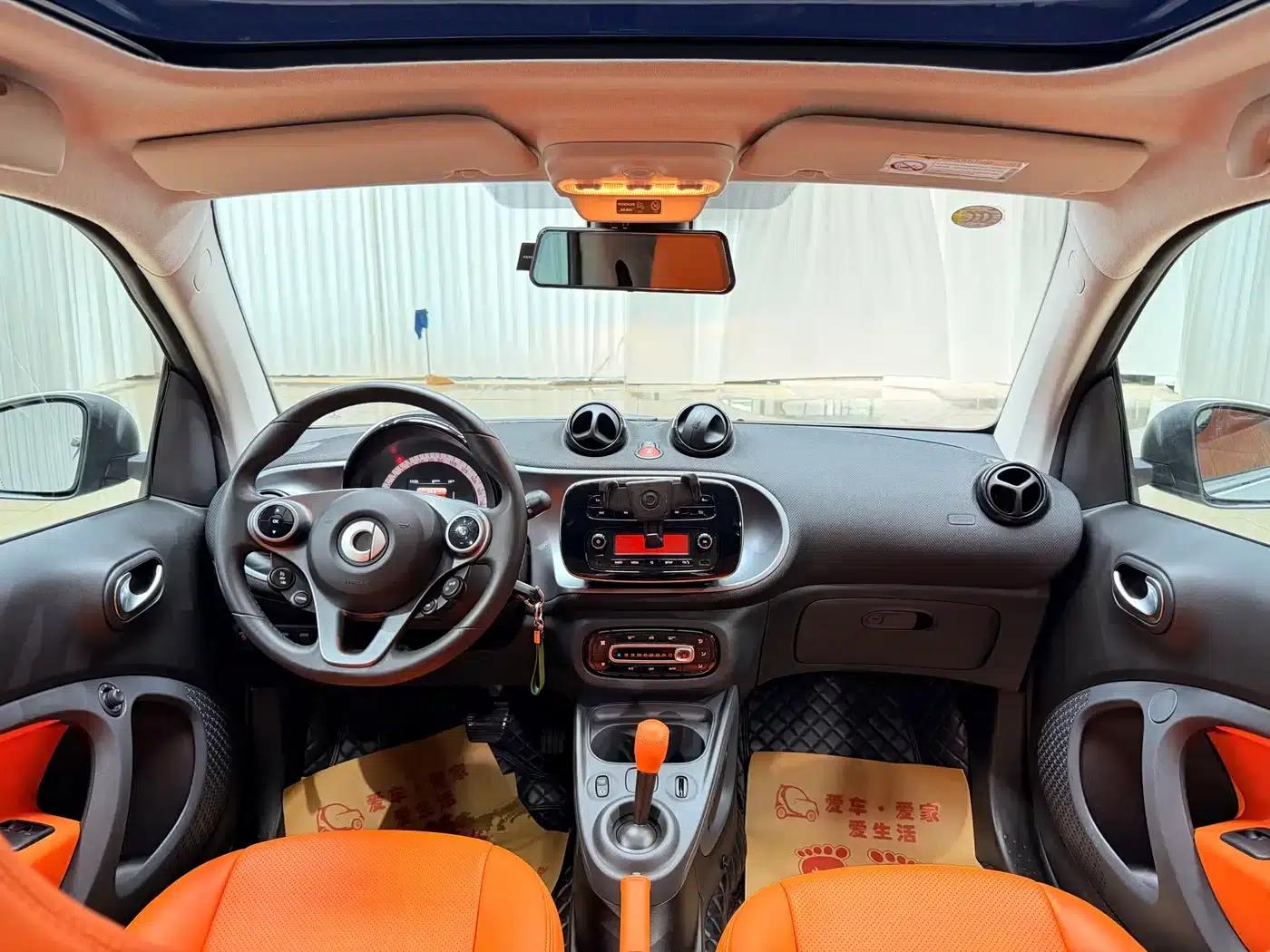 2018 Smart Fortwo 1.0L 52kW Hardtop Passion Edition (National V Emission Standard) — миниатюра 10