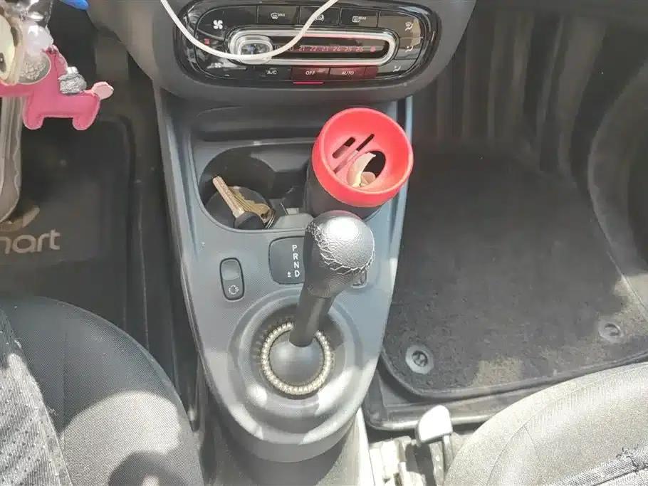 2015 Smart Fortwo 1.0L 52kW Hardtop Dynamic Edition — миниатюра 16