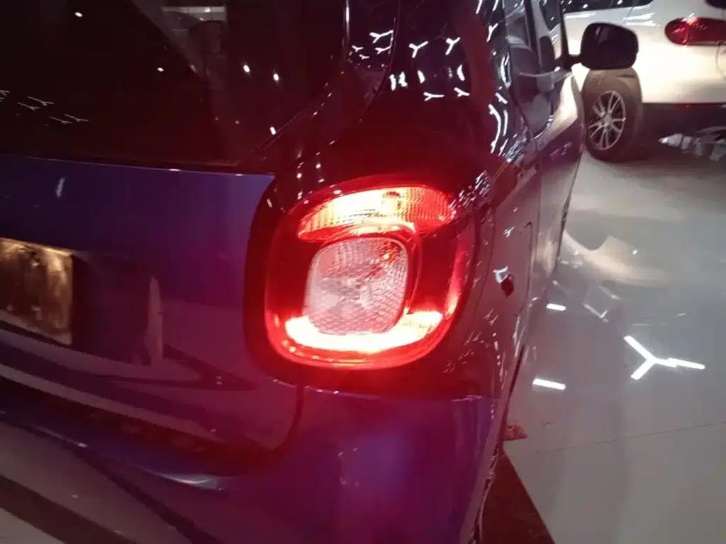 2016 Smart Fortwo 0.9T 66kW Hardtop Pioneer Edition — миниатюра 8