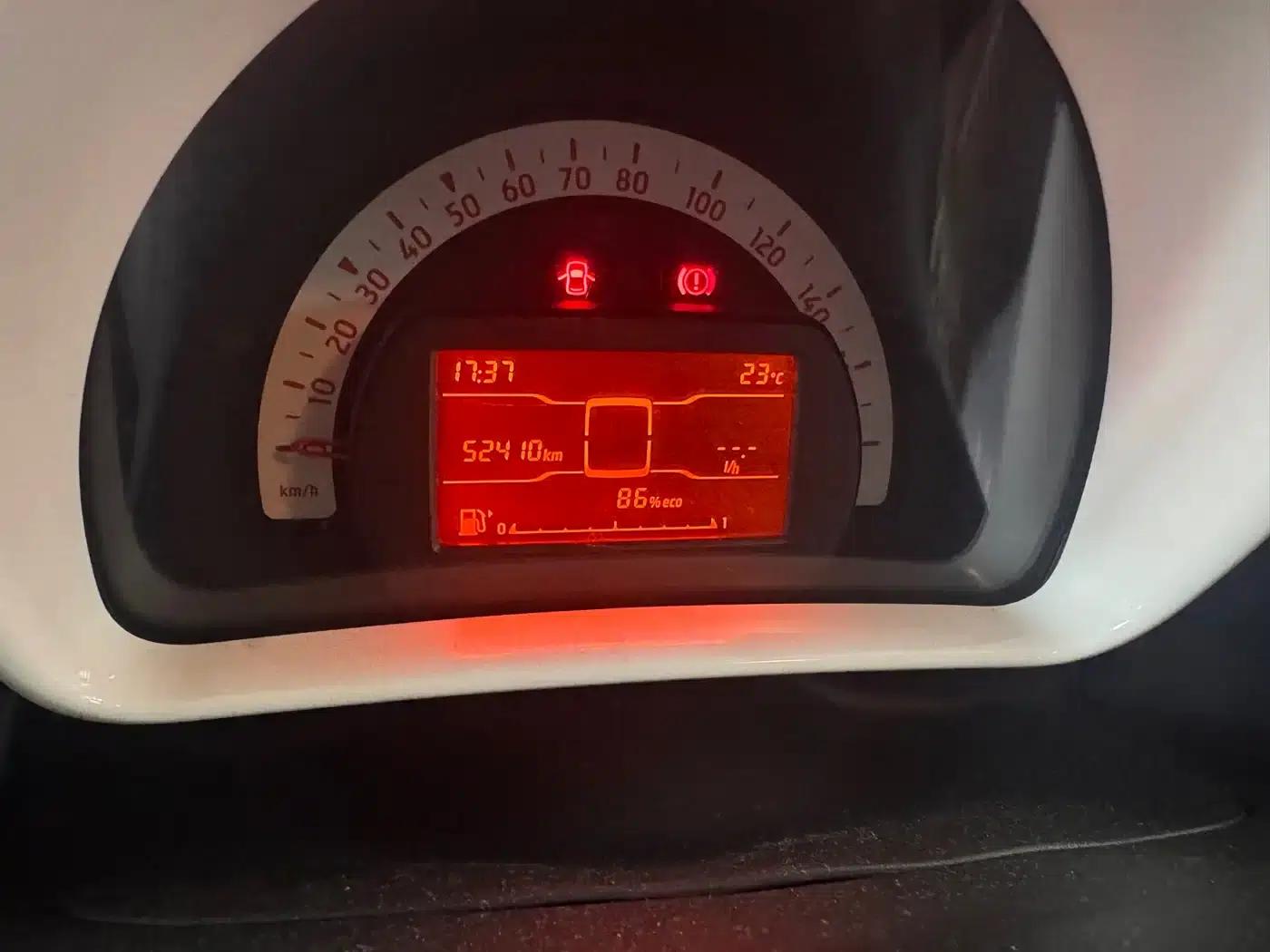 2016 Smart Forfour 1.0L 52kW Dynamic Edition — миниатюра 6