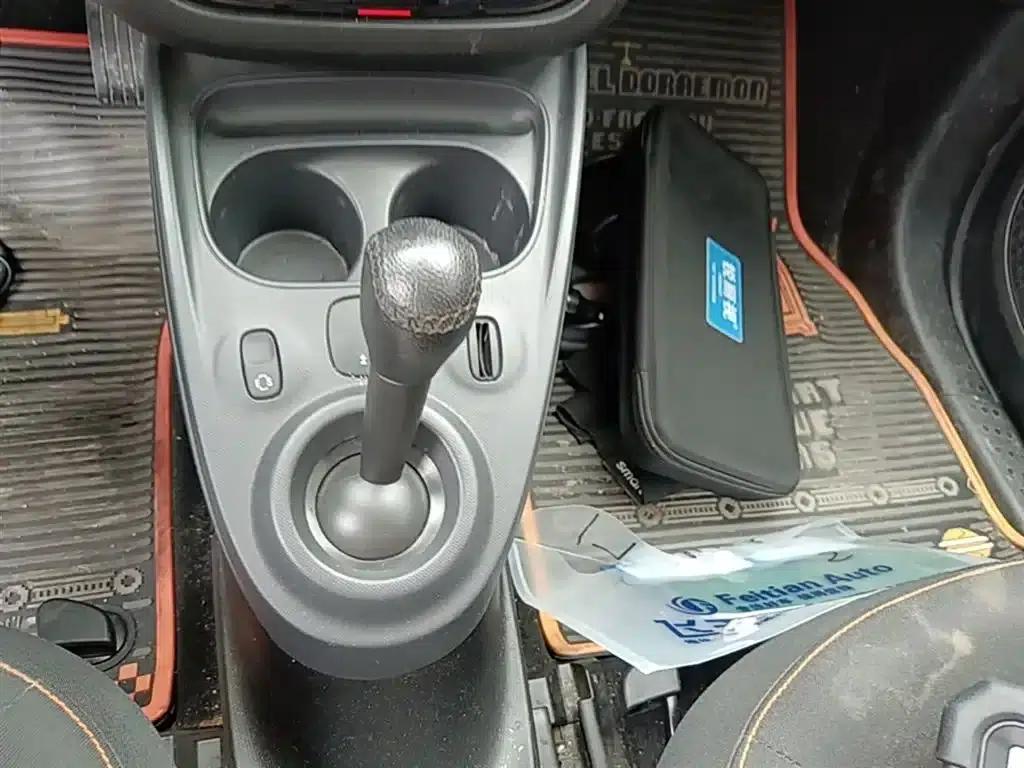 2016 Smart Forfour 1.0L 52kW Passion Edition — миниатюра 14