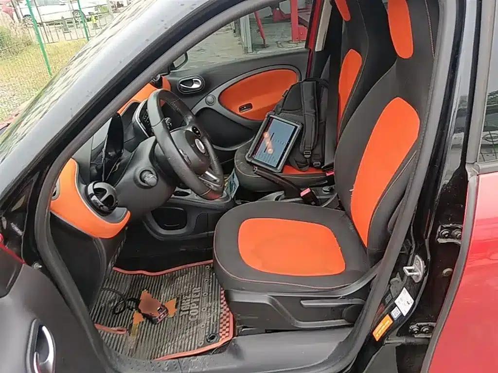 2016 Smart Forfour 1.0L 52kW Passion Edition — миниатюра 15