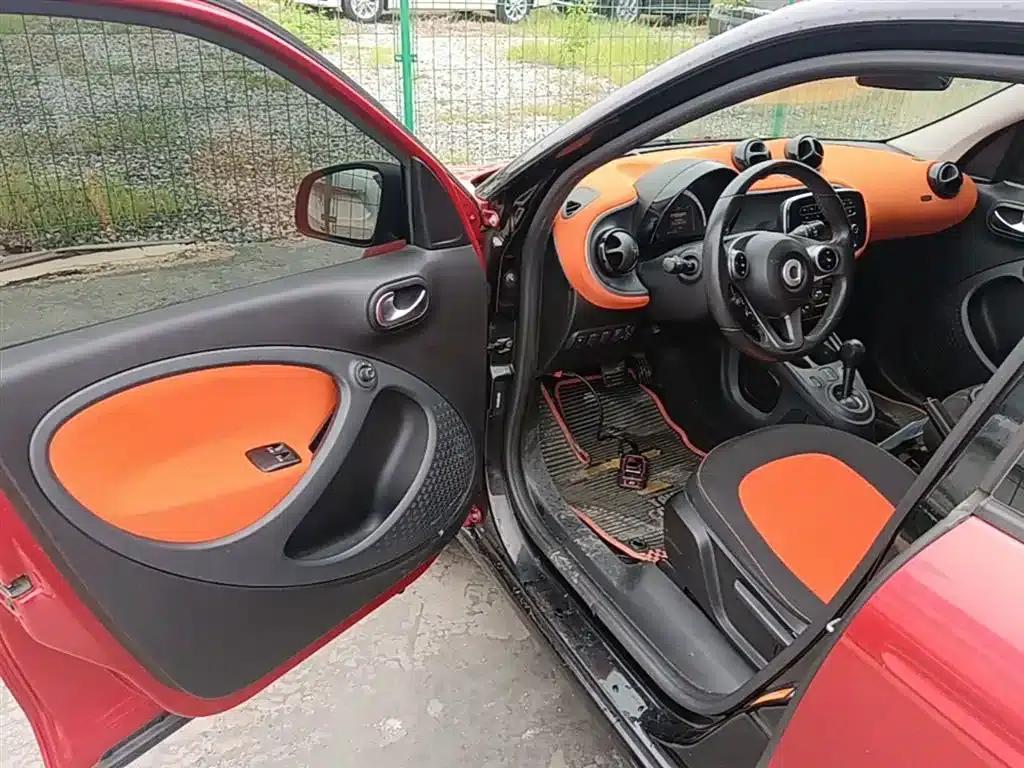 2016 Smart Forfour 1.0L 52kW Passion Edition — миниатюра 16