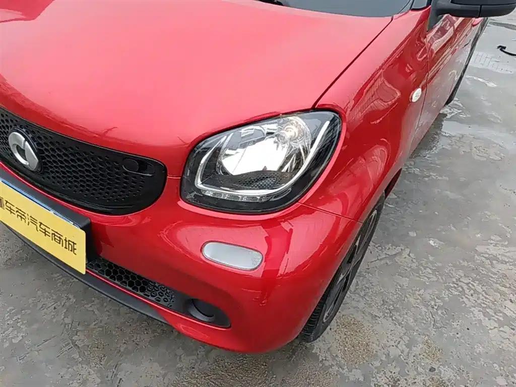 2016 Smart Forfour 1.0L 52kW Passion Edition — миниатюра 24