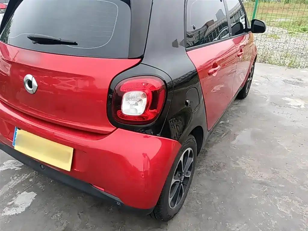 2016 Smart Forfour 1.0L 52kW Passion Edition — миниатюра 8